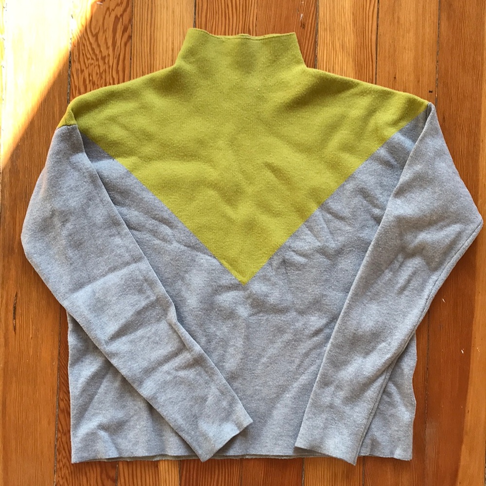 Cynthia Rowley - Size Small - Like New Condition